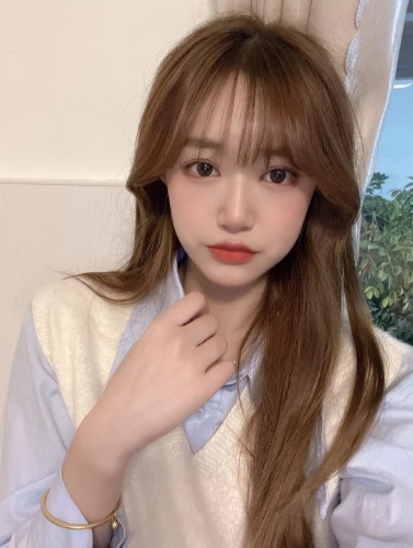 小骚妹新鲜货，外表很小清新良家，实质是小狐狸精